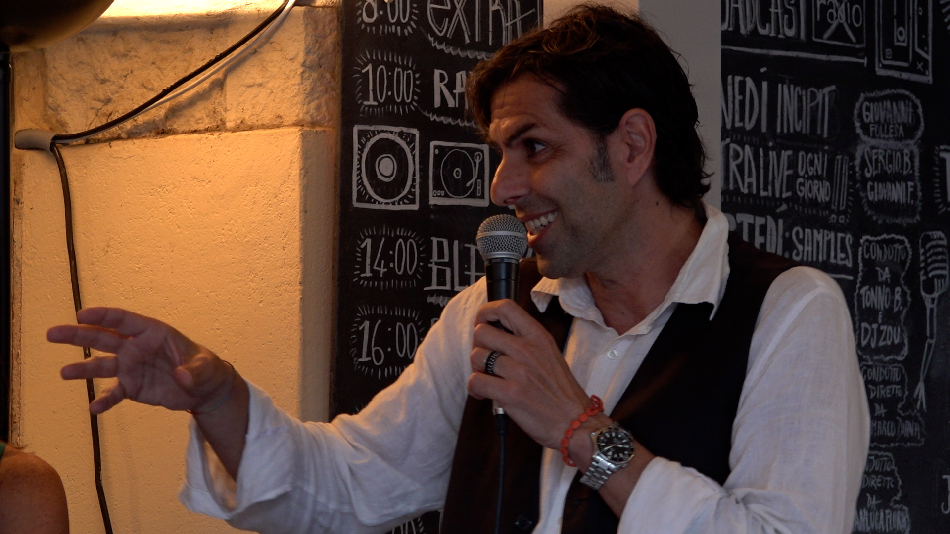 Officine permanenti 2021. Quarta settimana di incontri tra radio, streaming e live.